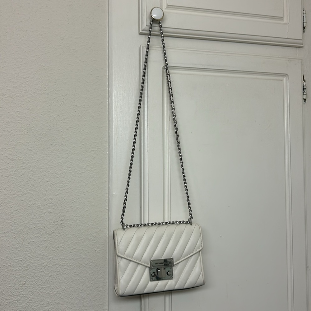 Michael Kors White Quilted Leather Crossbody Purse Small Handbag Silver Hardware - Picture 13 of 16